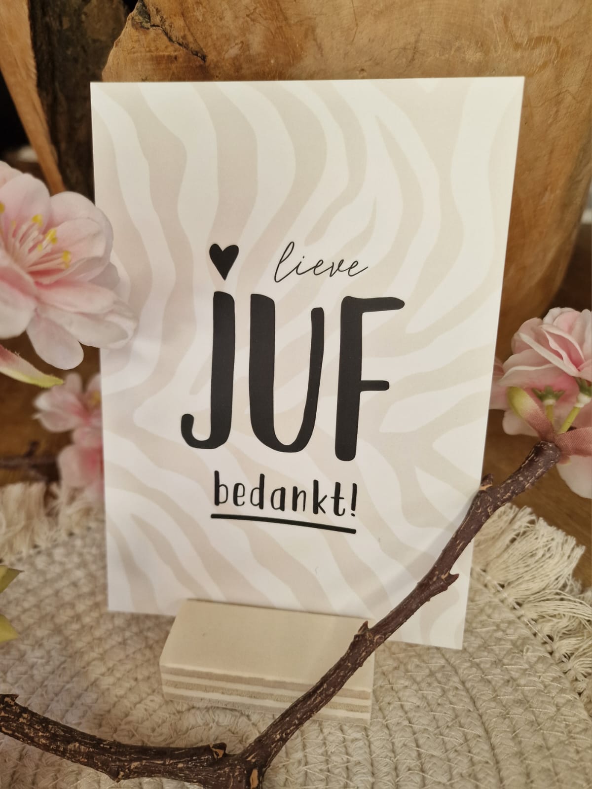 Ansichtkaart 'Lieve juf Bedankt'